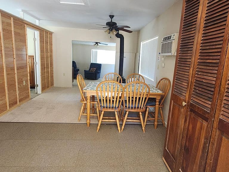 200 W Cathedral Valley Rd photo 4