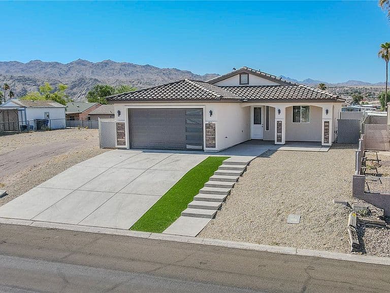 811 Palo Verde Dr photo 5