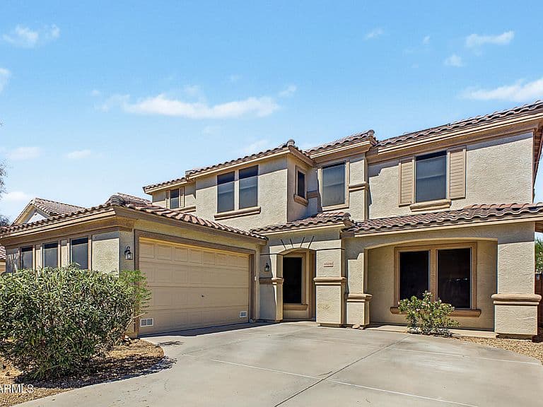 45580 W Starlight Drive photo 1