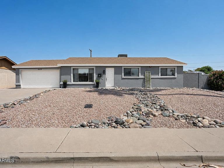 8628 E Oak Street photo 1