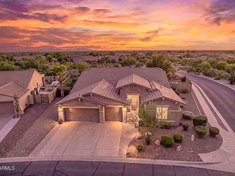 8348 S LUCKY SEVEN Court photo 5