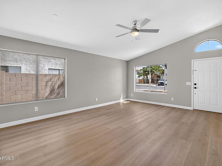 2480 S WALNUT Drive photo 4