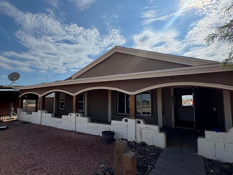 6994 N MAPLE Street photo 2