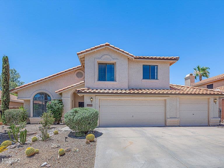 10301 N Oak Knoll Ln photo 2