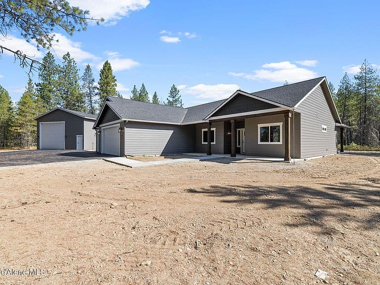 95 Wyatt Ln photo 2