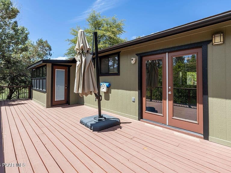 2087 W Redwood Way photo 5
