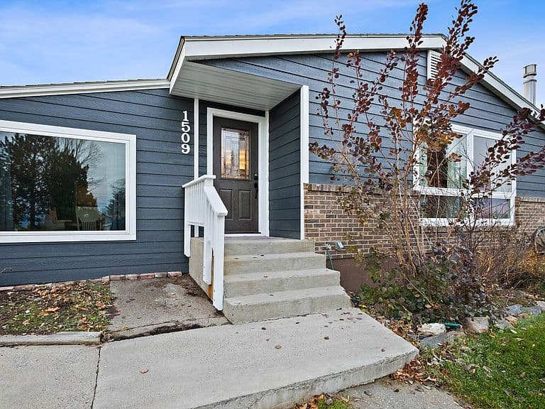 1509 Wilder Ave photo 3