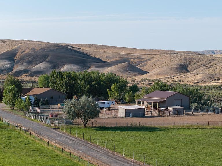 610 Us Highway 14 photo 3