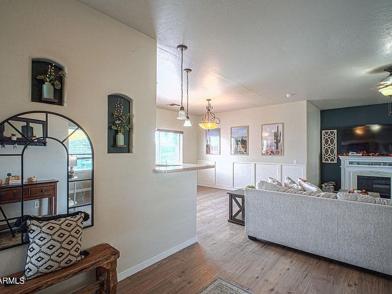 10717 W ARIVACA Drive photo 5
