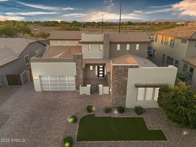 3532 E PENEDES Drive photo 4