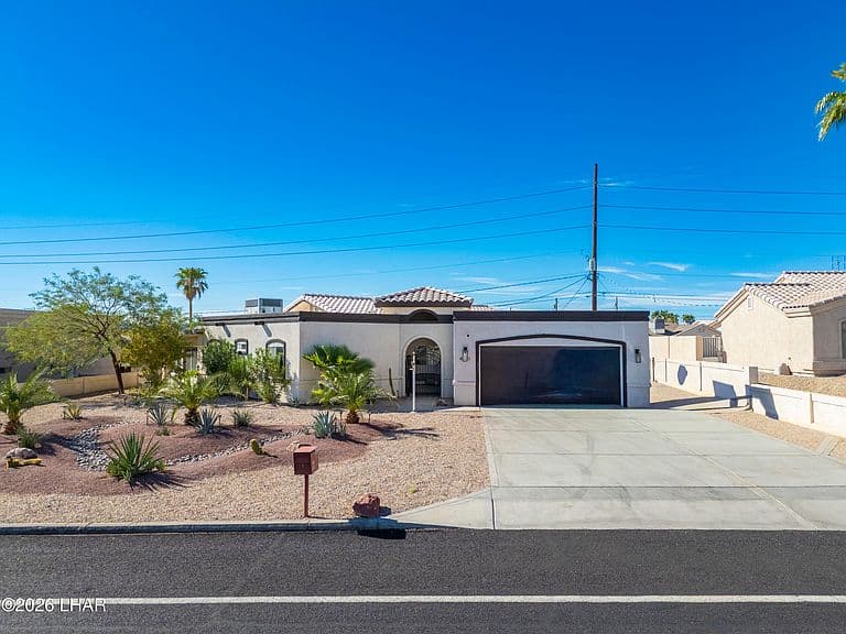 2601 Palo Verde Blvd N photo 2