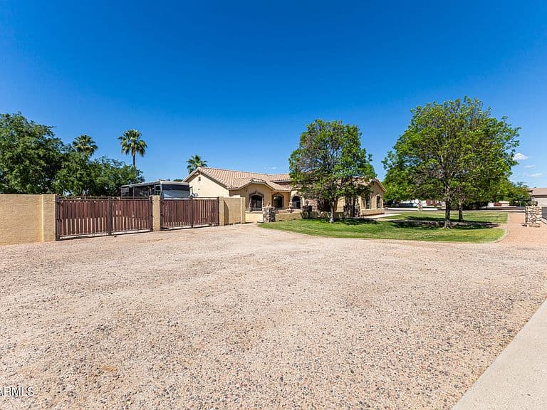 24432 S 197TH Place S photo 3