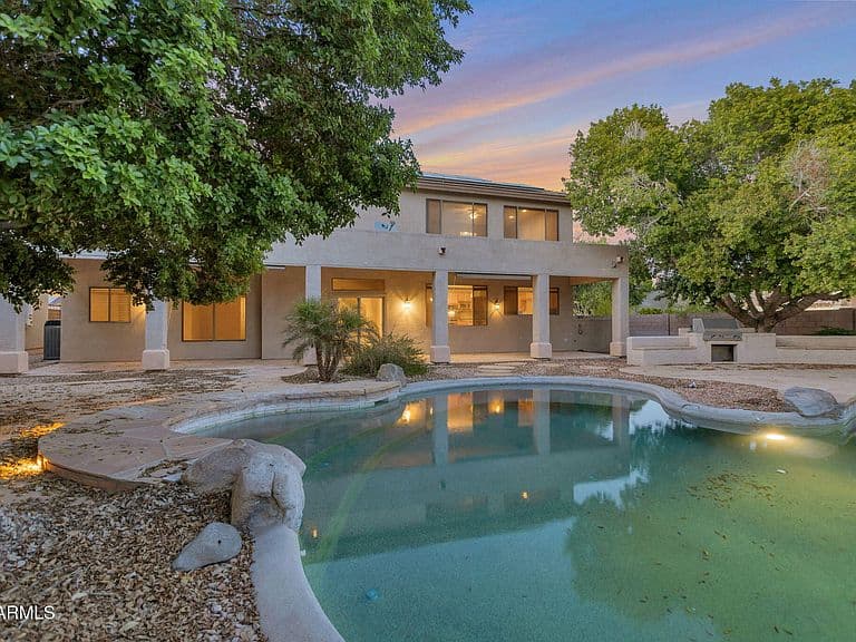 8145 W CAMINO DE ORO -- photo 5