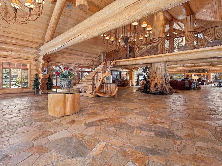 1613 Black Canyon Rd photo 5