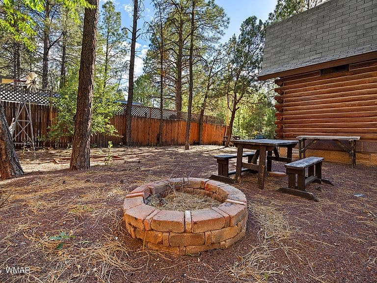 2863 Lazy River Ln photo 5