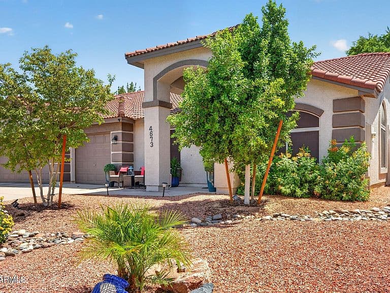 4673 S KIRBY Street photo 5