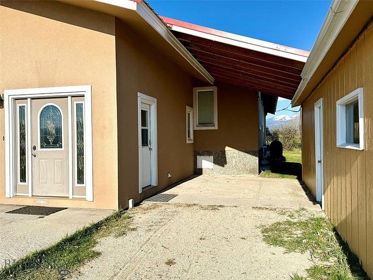 47 Tristan River Ln photo 3