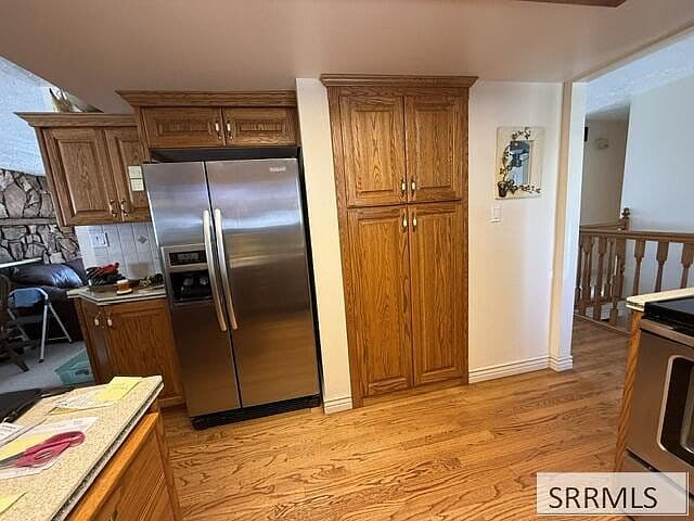 2333 Ada St photo 4