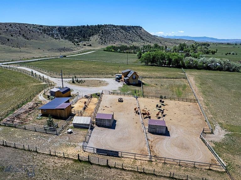 4625 Buffalo Jump Rd photo 1