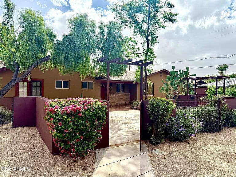 507 E SOLANA Drive photo 1