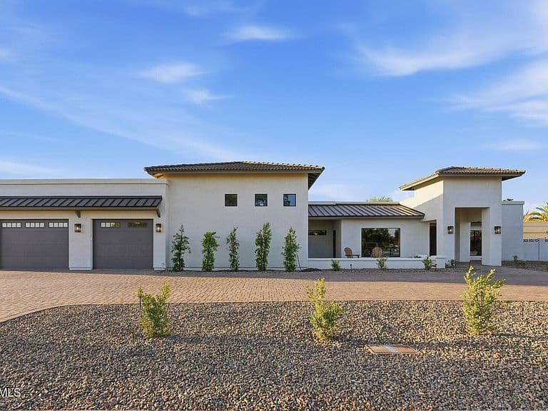 7012 E PRESIDIO Road photo 2