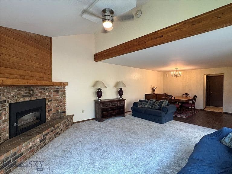 10 Gallatin Dr APT C photo 2
