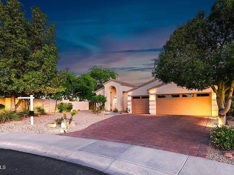 6371 W Tonopah Drive photo 4