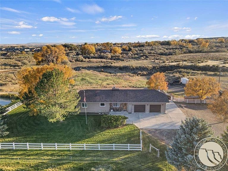 8542 Monad Rd photo 3