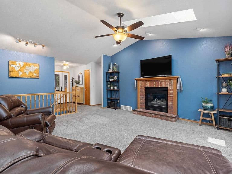 13664 Red Fox Ct photo 4