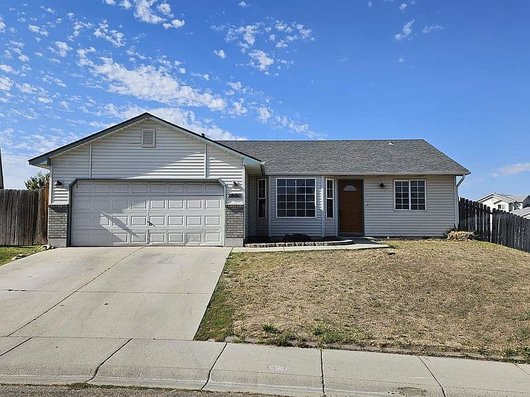 2801 Swan Ave photo 1