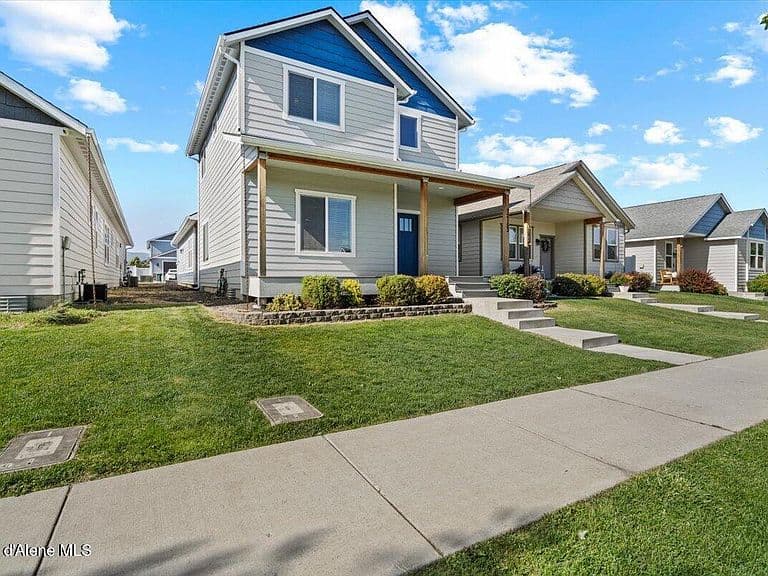 12153 W Moorfield Ave photo 2
