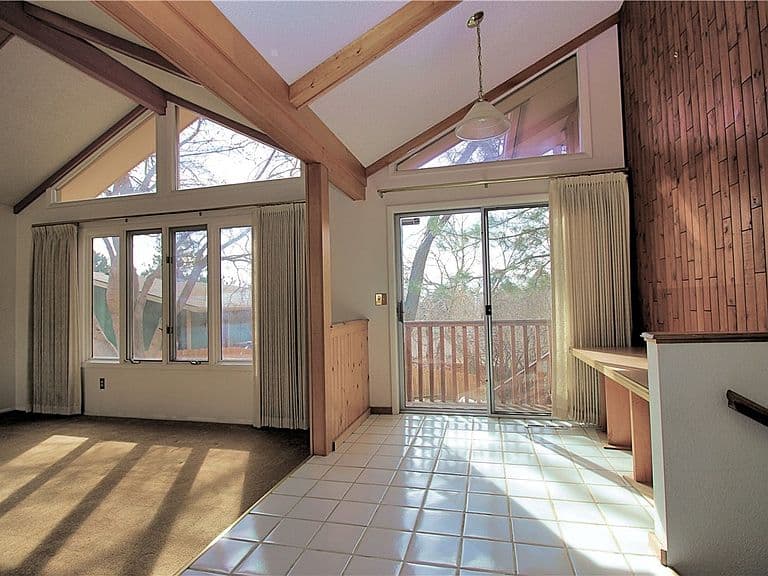 3210 Durland Dr photo 2