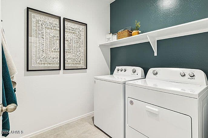 38165 W CAPRI Avenue photo 4