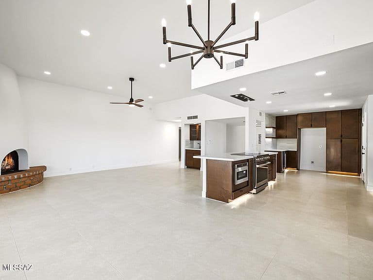 4061 N Via Bronzino photo 5