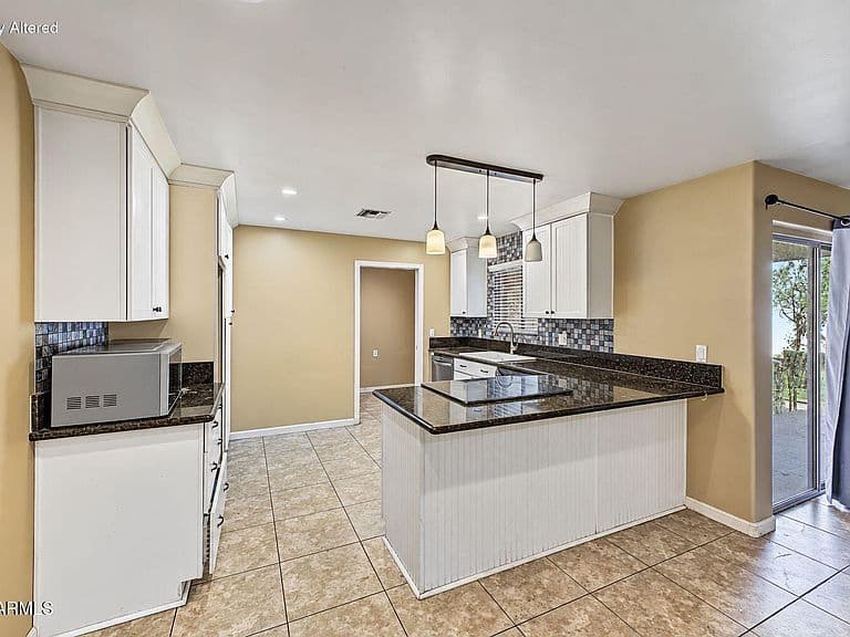 1226 E AVENIDA ELLENA Avenue photo 3
