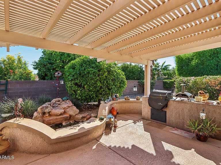 16173 W RED ROCK Drive photo 1