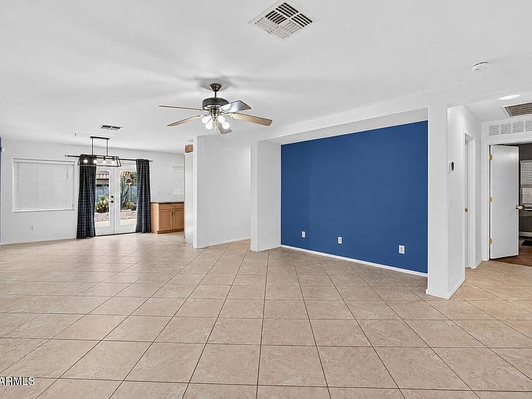 19763 N LOCKE Court photo 5