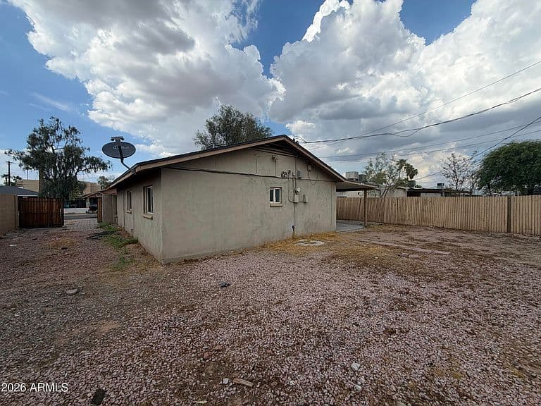 4247 W CULVER Street photo 2