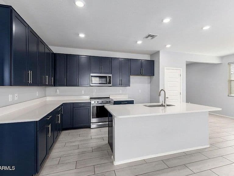 18400 E DONATO Drive photo 4