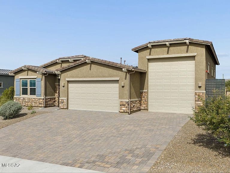 6570 W Winding Knoll Pl photo 1