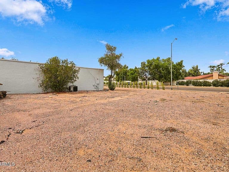 8601 E Cactus Road photo 4
