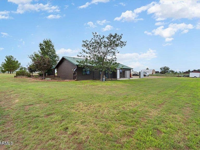 1855 S REED Road photo 4