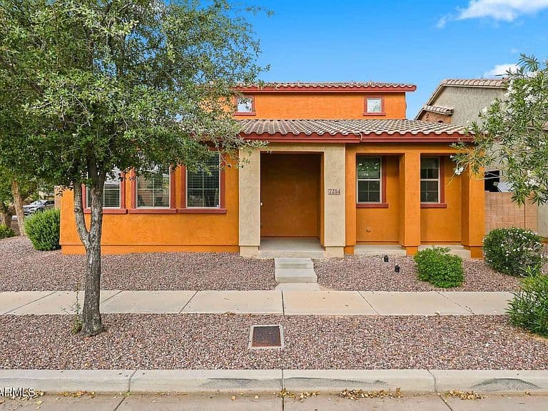 7214 S 48TH Drive photo 2