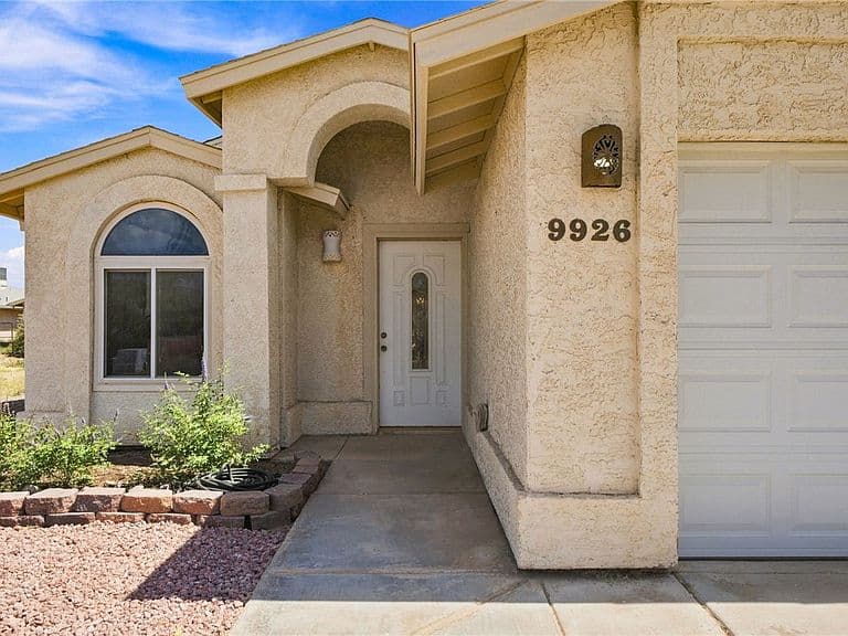 9926 S Needles Drive photo 4