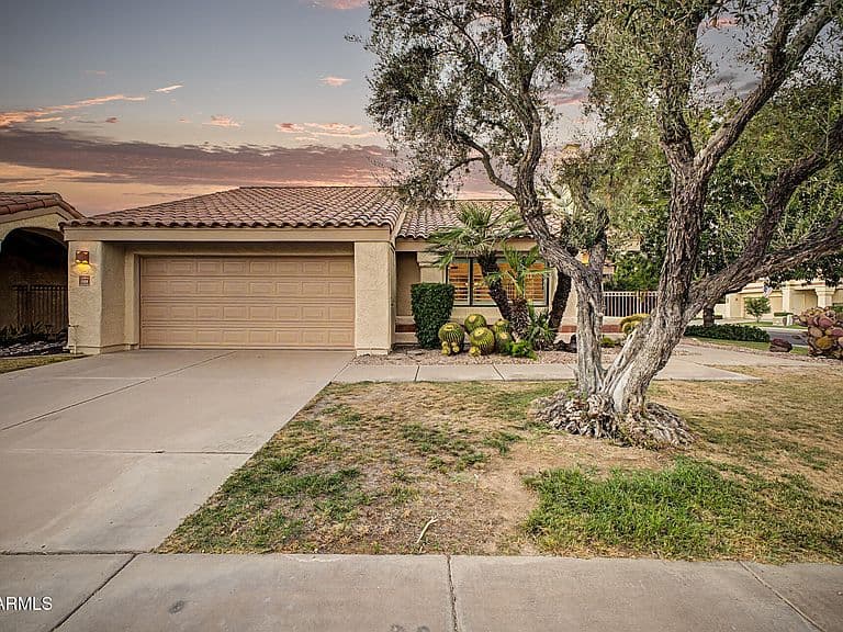 9994 E CAROL Avenue photo 1