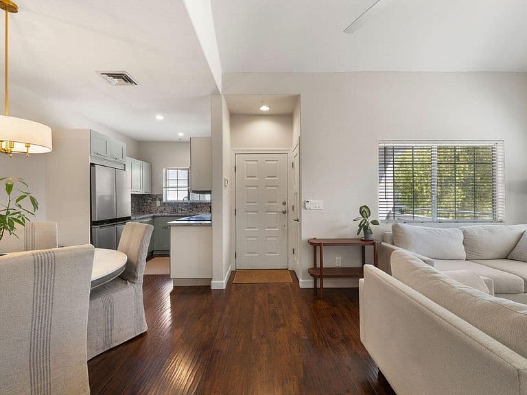 7710 E GAINEY RANCH Road #211 photo 5