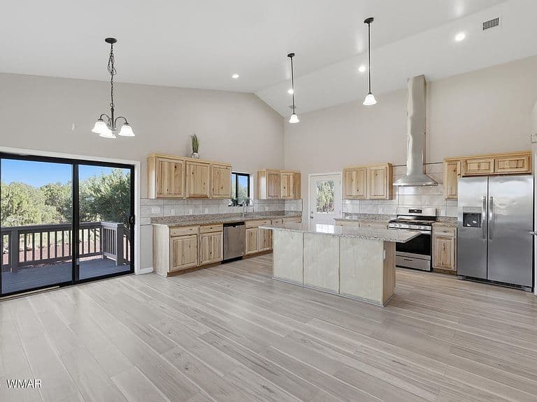 2280 Rock Garden Ln photo 2
