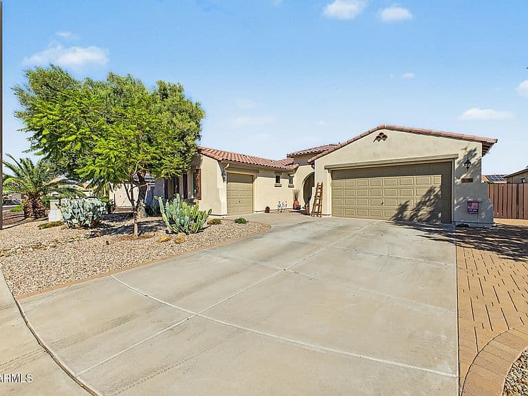 4037 E CLUBVIEW Drive photo 5