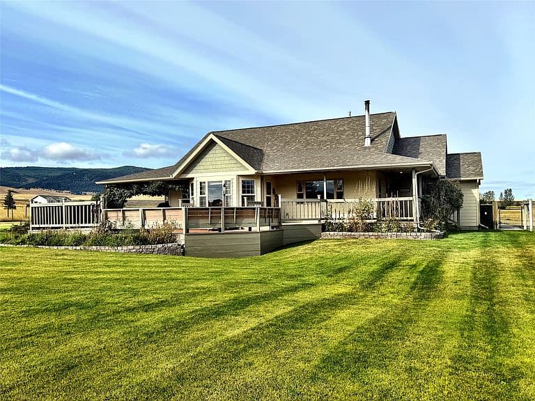 24 Pine Sysken Ln photo 1