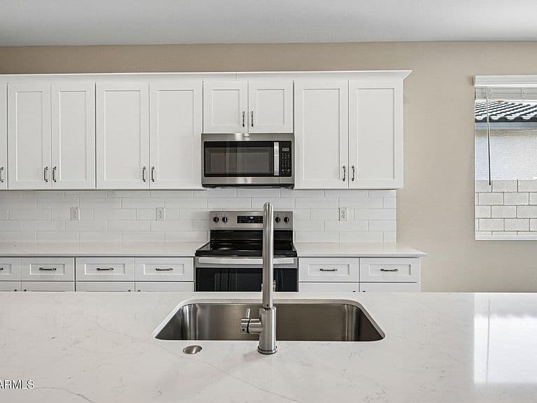 24170 W ATLANTIS Way photo 3